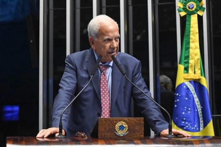Equipe de transição quer barrar emenda que reduz gastos extras