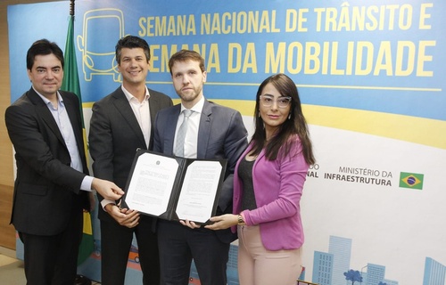 MDR e BNDES assinam parceria para fomentar projetos de mobilidade em regiões metropolitanas